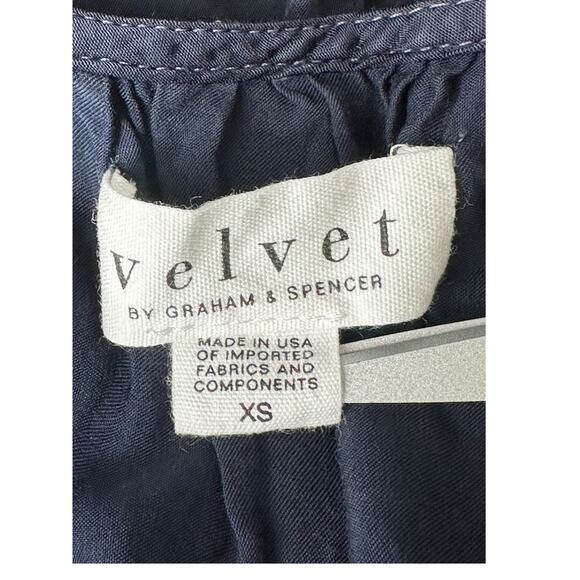 Velvet by Graham & Spencer Top Womens XS Navy Hi Lo V-Neck Casual Minimalist - Picture 6 of 10
